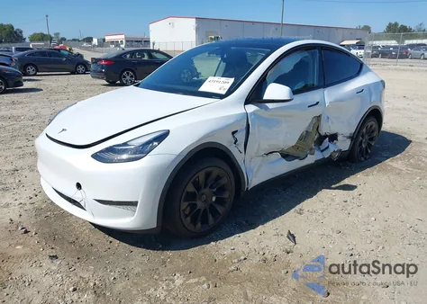 2023 Tesla Model Y Awd/Long Range Dual Motor All-Wheel Drive from USA, damaged, VIN 7SAYGDEE7PA123770